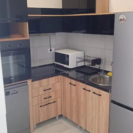 Arija Apartment *