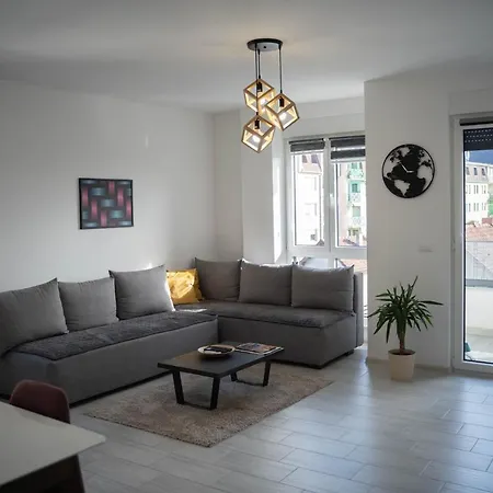 Arija Apartment *